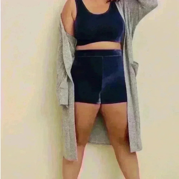 BNWT TORRID VELOUR SHORTY PANTY SHORT - Picture 3 of 5